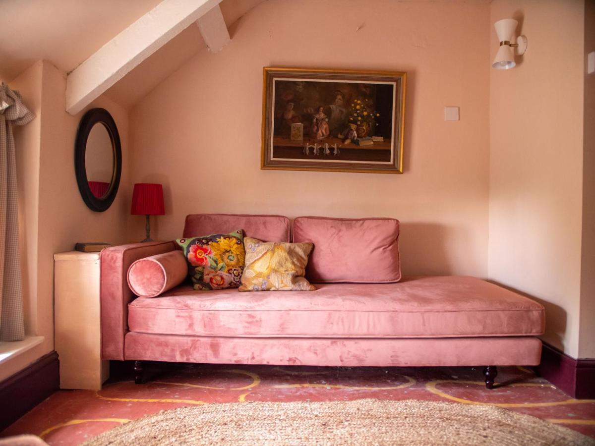 Country Cottage With Spa, Catering, Gardens, Nature Reserve Walks - Free Parking, Self Checkin 斯肯索普 外观 照片