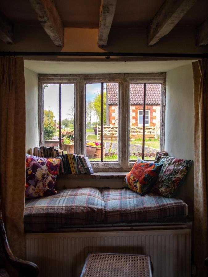 Country Cottage With Spa, Catering, Gardens, Nature Reserve Walks - Free Parking, Self Checkin 斯肯索普 外观 照片